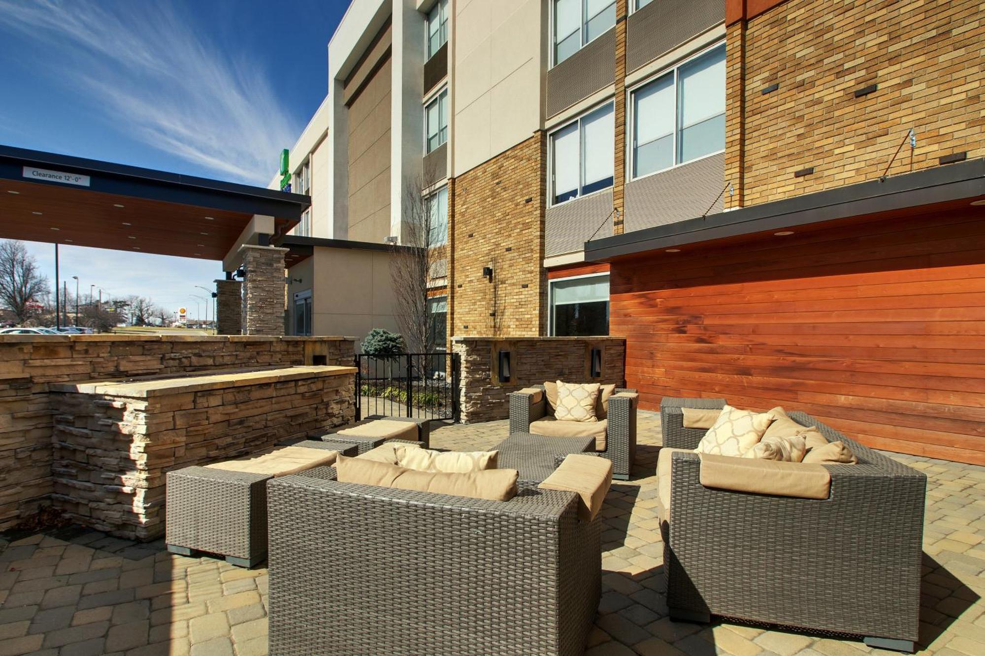 Holiday Inn Express & Suites Wapakoneta By Ihg Eksteriør bilde